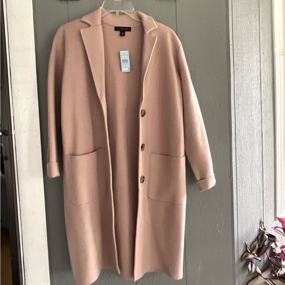 Ann Taylor Women’s tan coatagin (coat style - cardigan ) new with tags